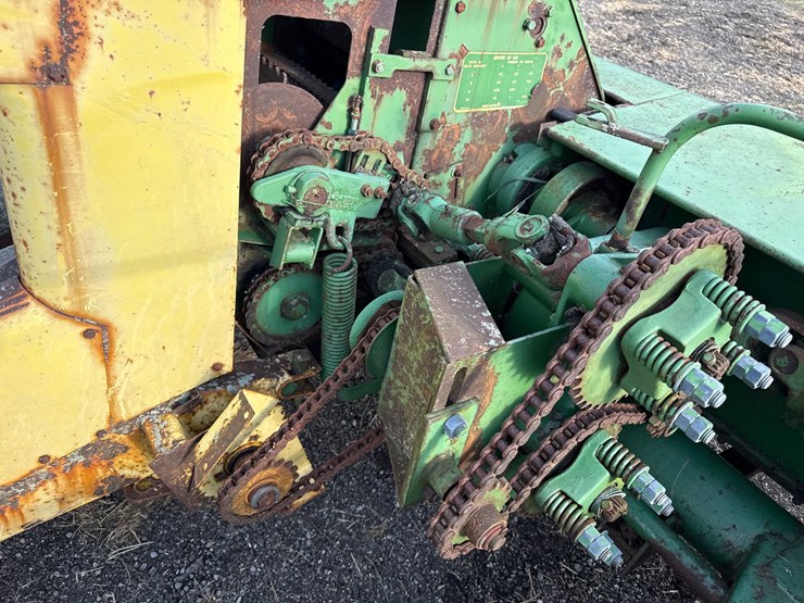 john-deere-3800-image-7