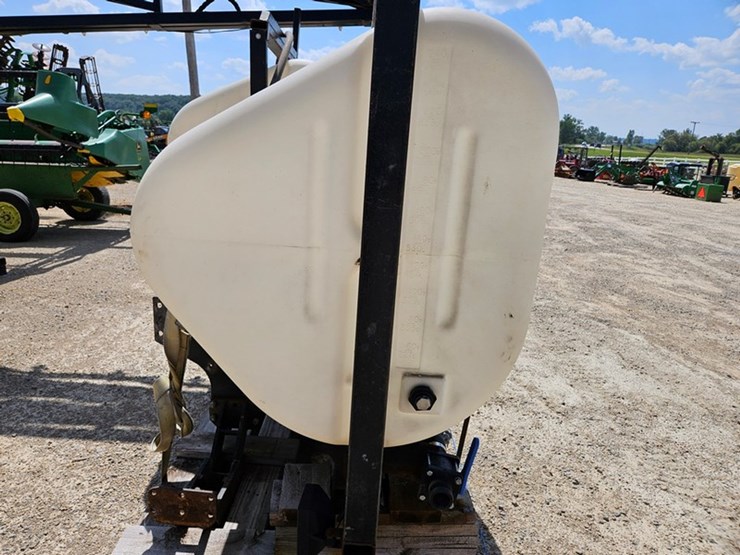 #13-•-pair-250-gallon-saddle-tanks-image-16