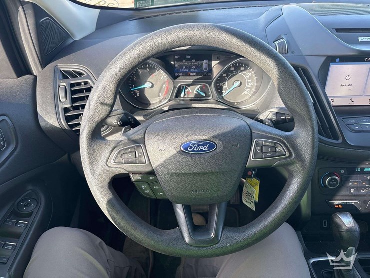2017-ford-escape-image-15