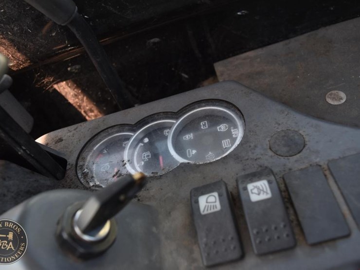 2019-caterpillar-303e-cr-image-34