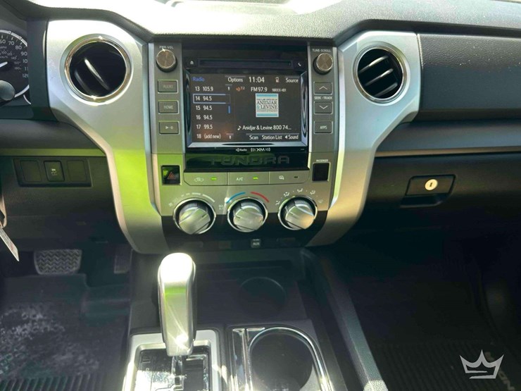 2016-toyota-tundra-image-18