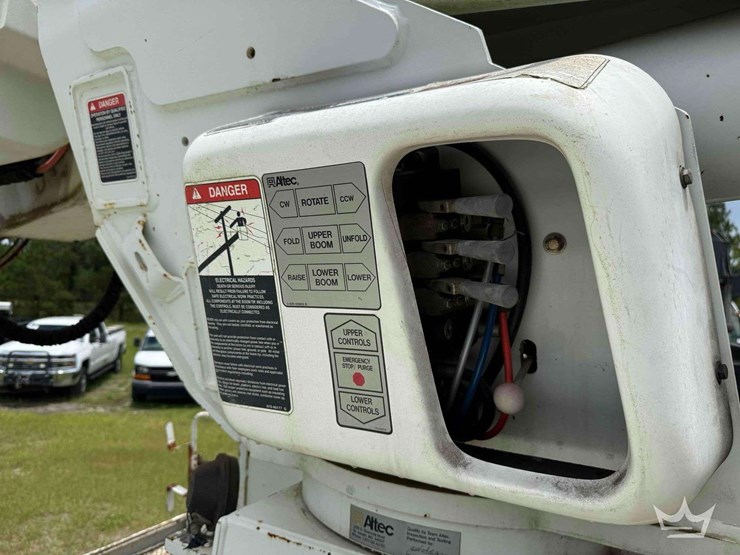 2009-international-durastar-4400-image-27