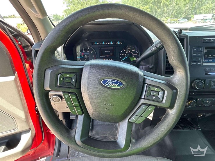 2017-ford-f150-image-13