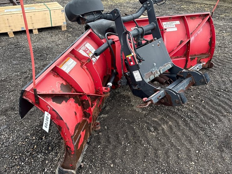 #709-•-boss-9’2”-power-v-snow-plow-image-4
