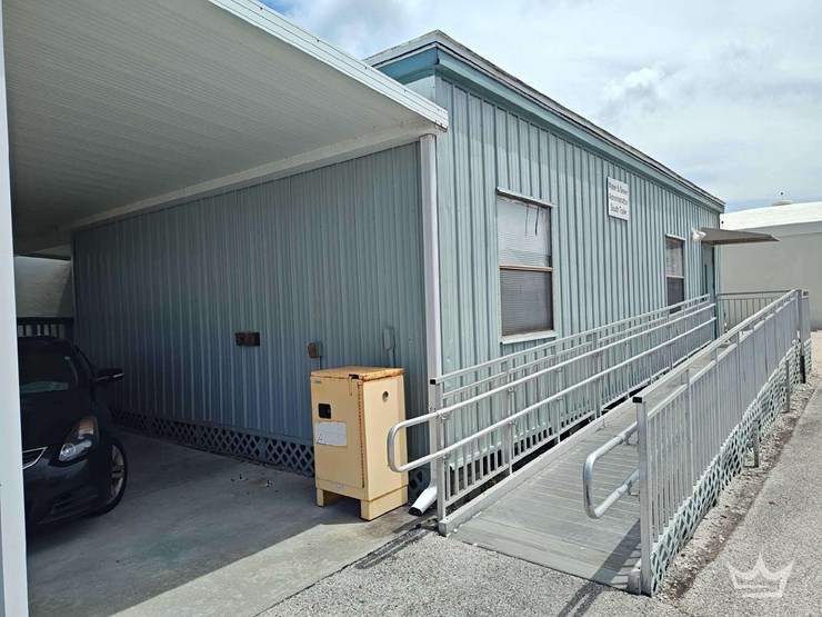 2002-southeast-modular-mfg-37x24-modular-building-doublewide-manufactured-office-image-2