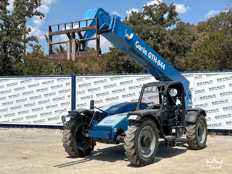 2018-genie-gth844-image-1