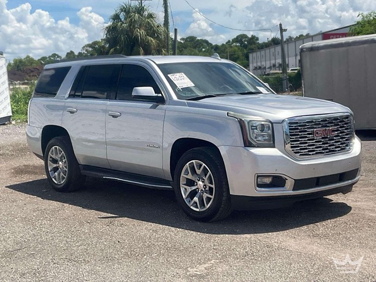 2015-gmc-yukon-image-2