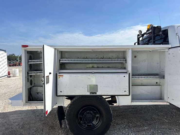 2019-ford-f350-image-25