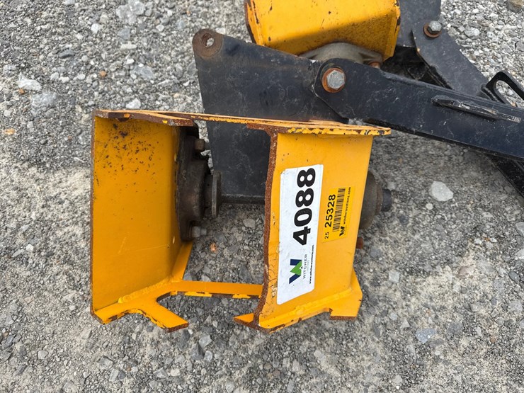 #4088-•-lot-of-(2)-12v-hydraulic-cranes-inv#-5370-image-8