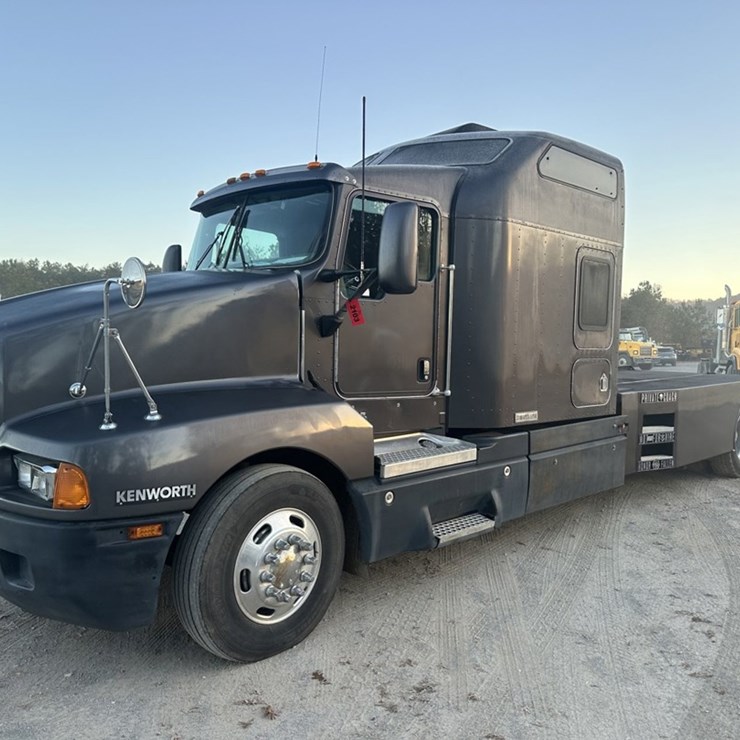 2006 KENWORTH T600B