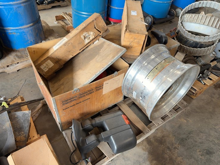 quantity-of-assorted-truck-parts-image-2