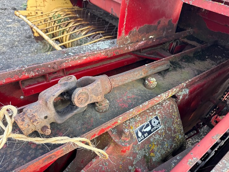 new-holland-316-image-7