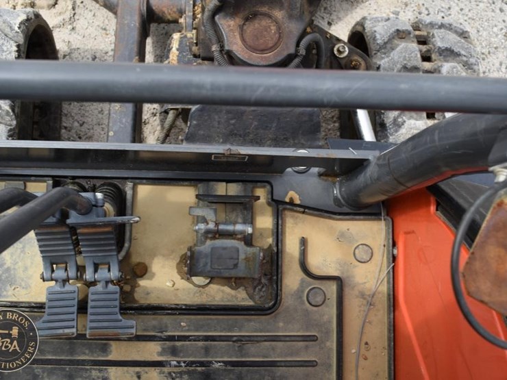 2020-kubota-kx71-3-image-48