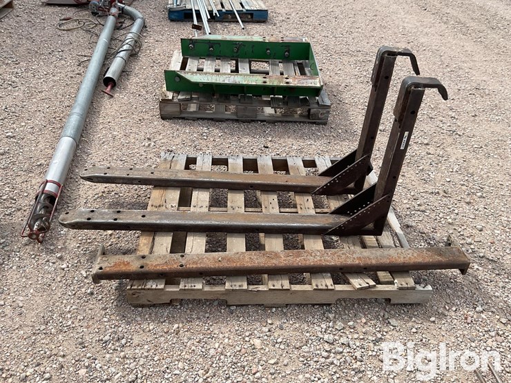 john-deere-158-image-8