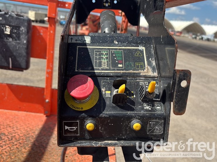 2021-jlg-es3246-image-18