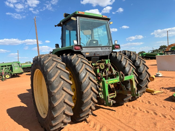 #t10033-•-john-deere-4960-tractor-image-4