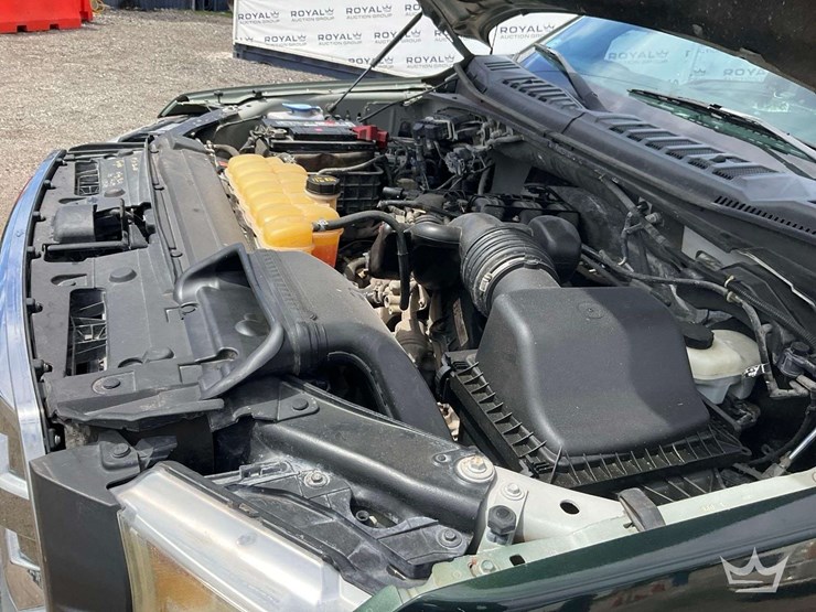 2017-ford-f150-image-9