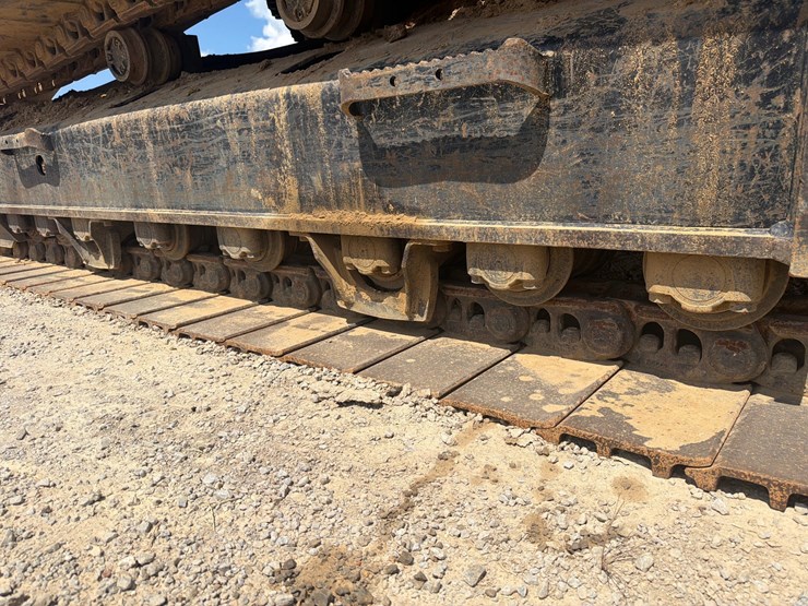 caterpillar-336gc-image-9