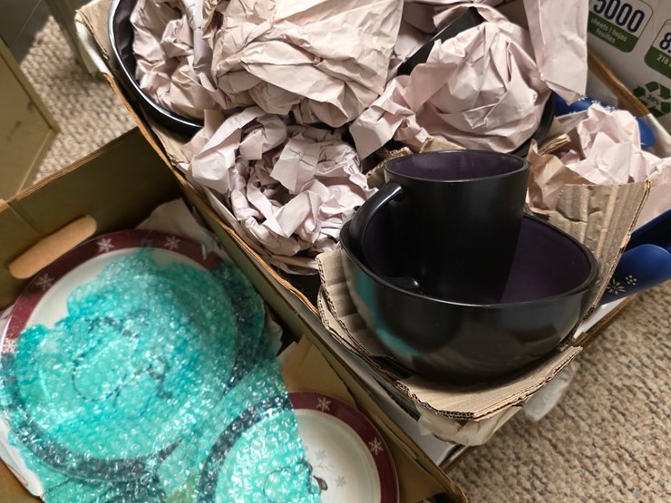 #10-•-household-items-to-be-sold-live-in-person-only!-image-6