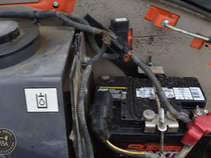 2020-kubota-kx71-3-image-32