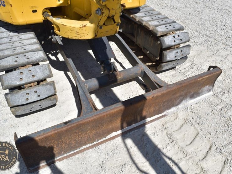 komatsu-pc45mr-5-image-24
