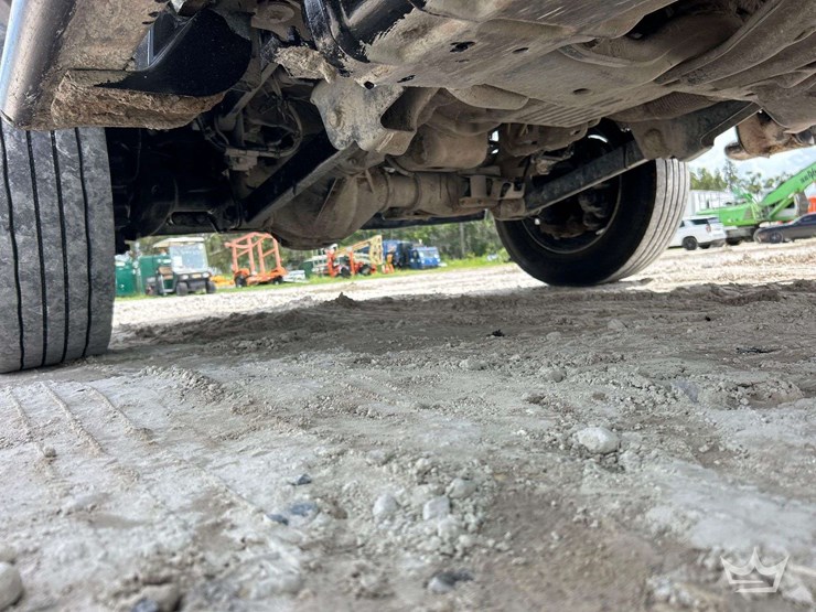 2021-ram-5500-4x4-s/a-landscape-dump-truck-image-28