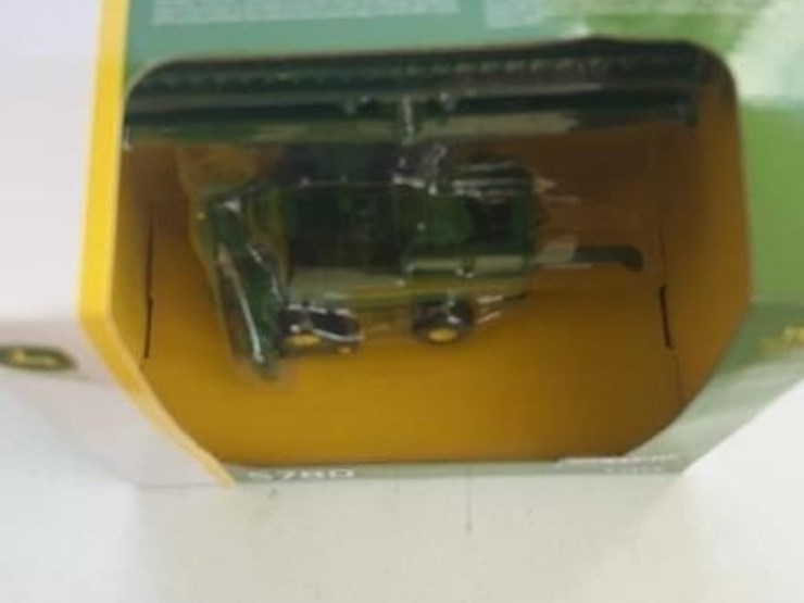 john-deere-s780-image-2