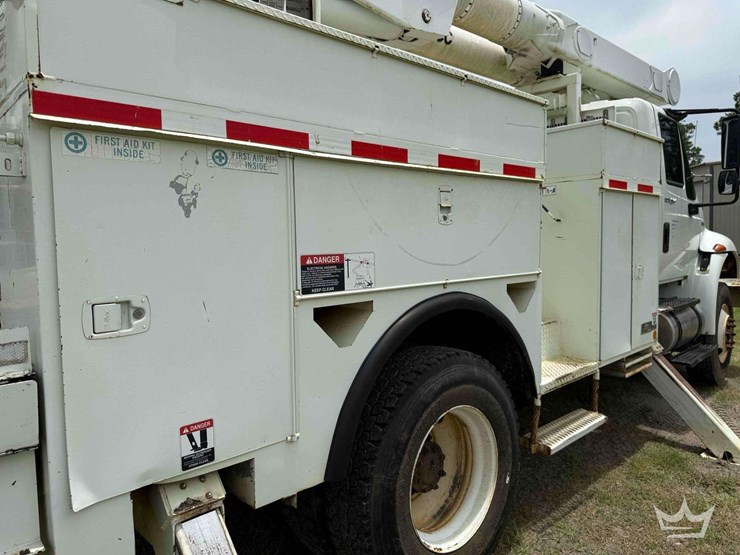 2009-international-durastar-4400-image-33