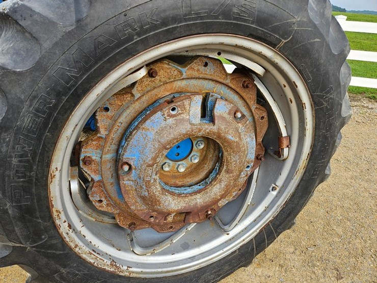 ford-5000-image-38