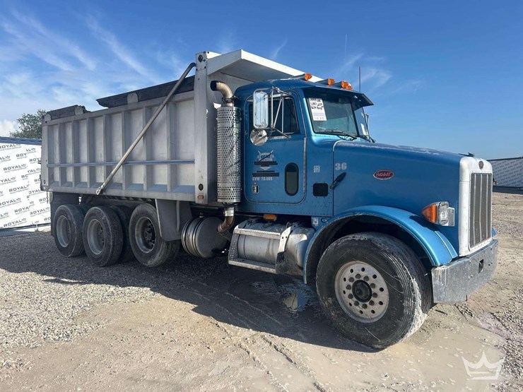 1999-peterbilt-357-image-3