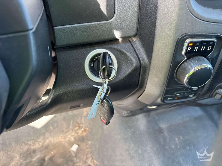 2019-dodge-1500-image-18