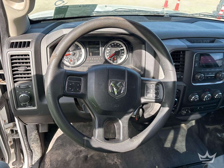 2019-dodge-1500-image-15