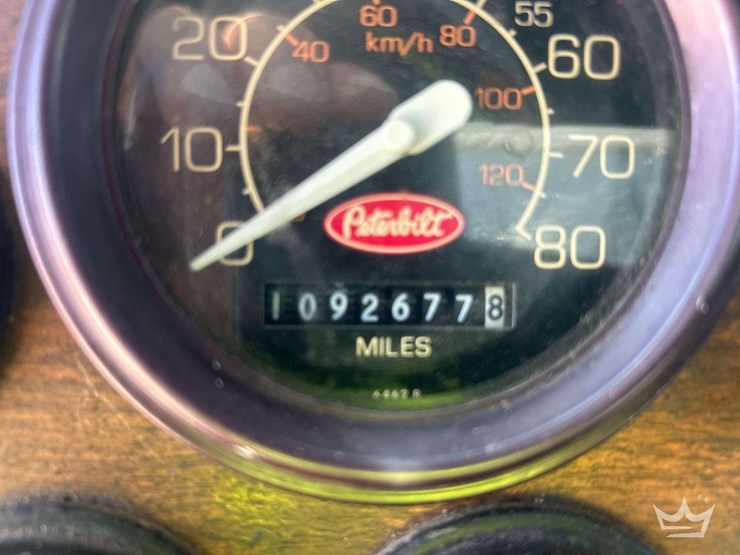 1999-peterbilt-357-image-8