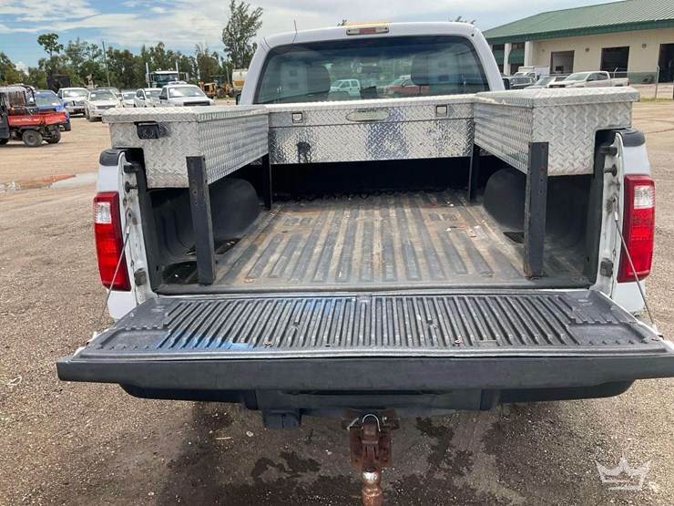 2016-ford-f350-image-34