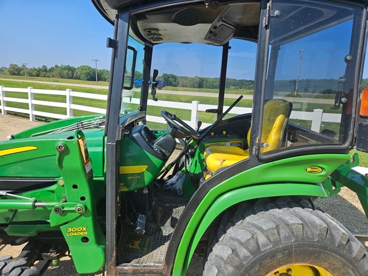 john-deere-4410-image-19