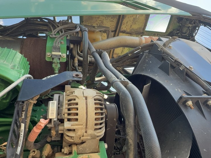2016-john-deere-r4038-image-25