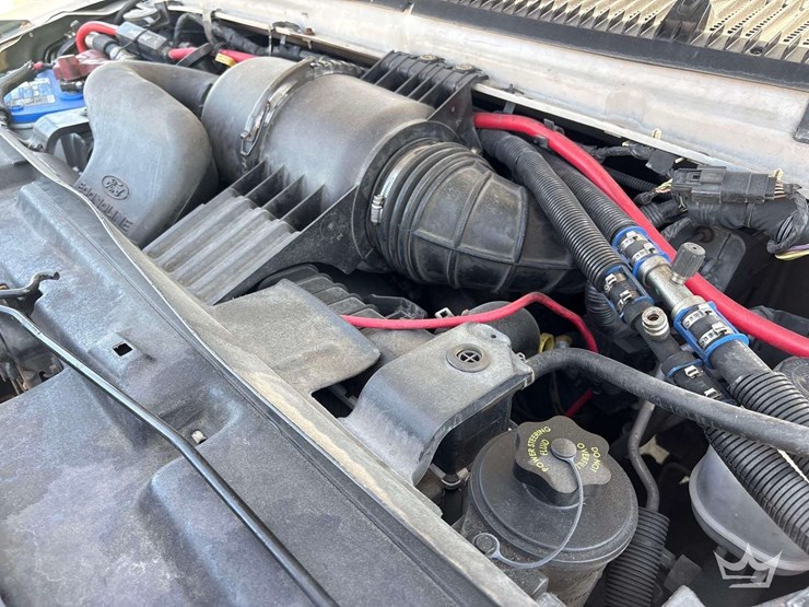 2014-ford-e350-image-15