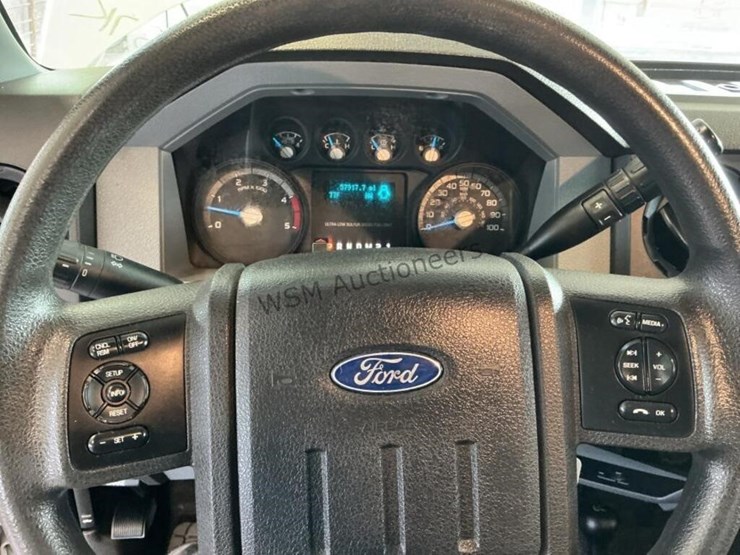 2013-ford-f550-image-18