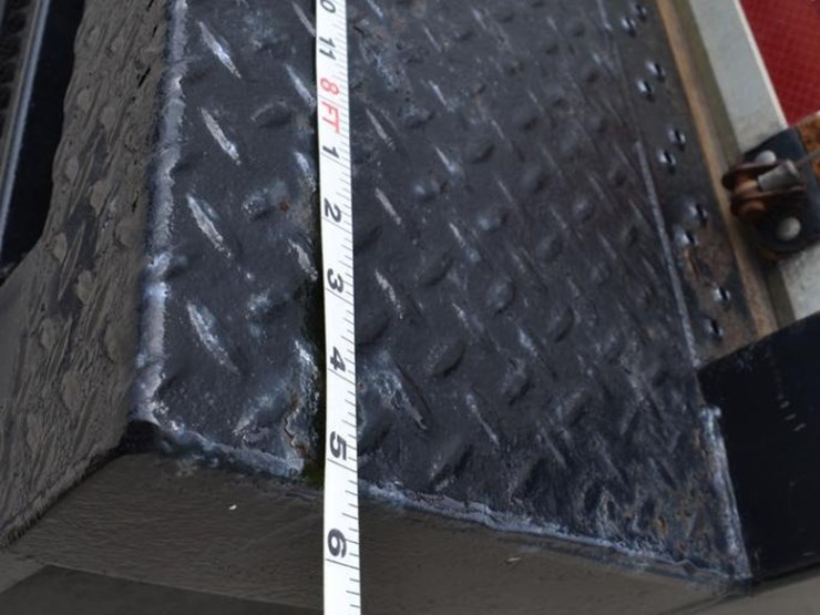 2020-ford-f650-image-21