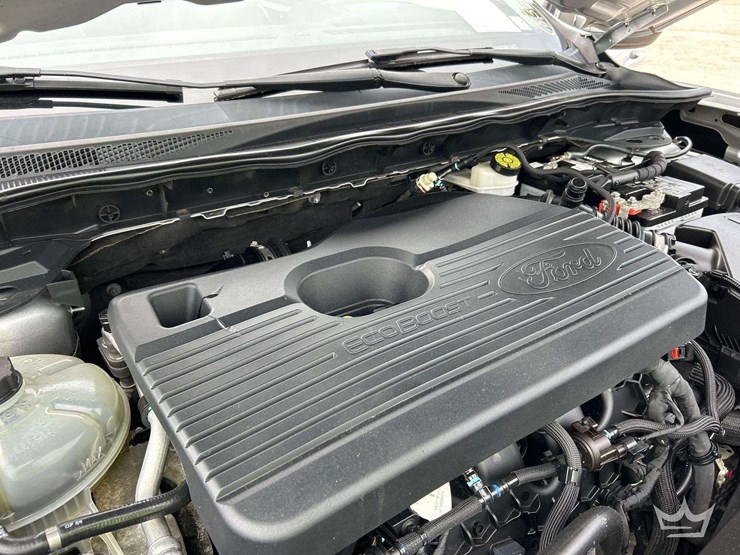 2020-ford-escape-image-10