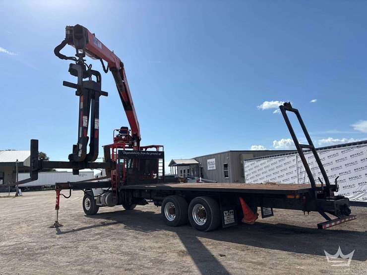 2007-peterbilt-340-image-5