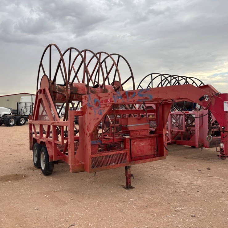 2014 LAYFLAT T/A GOOSENECK REEL TRAILER