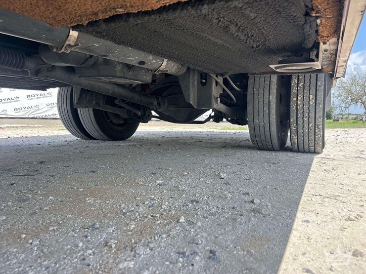 2017-ford-f550-image-48