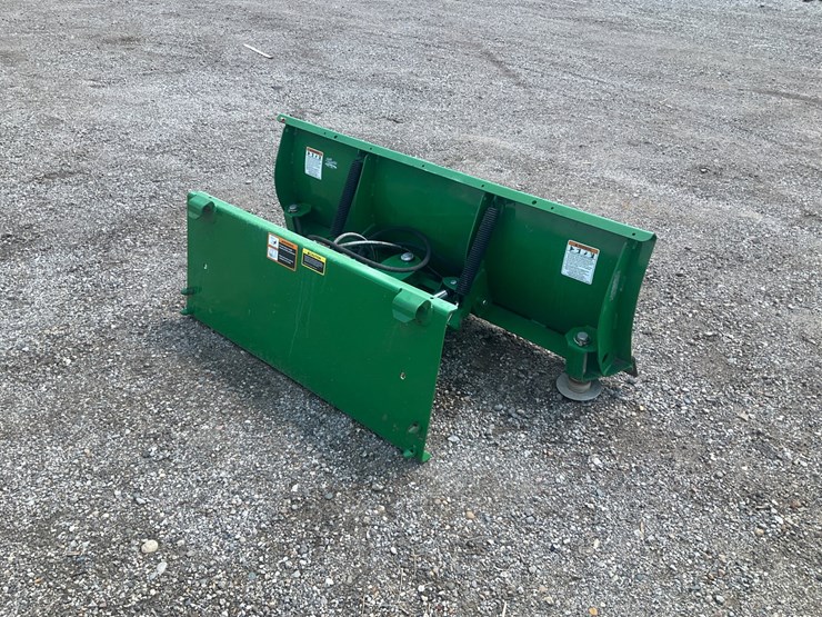 #5250-•-new-frontier-72"-loader-mount-snow-plow-image-3