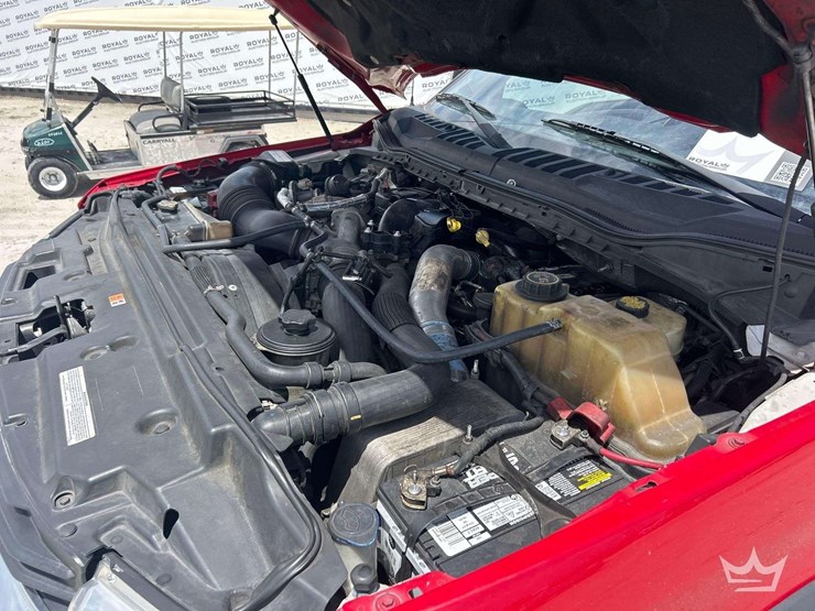 2017-ford-f550-image-8