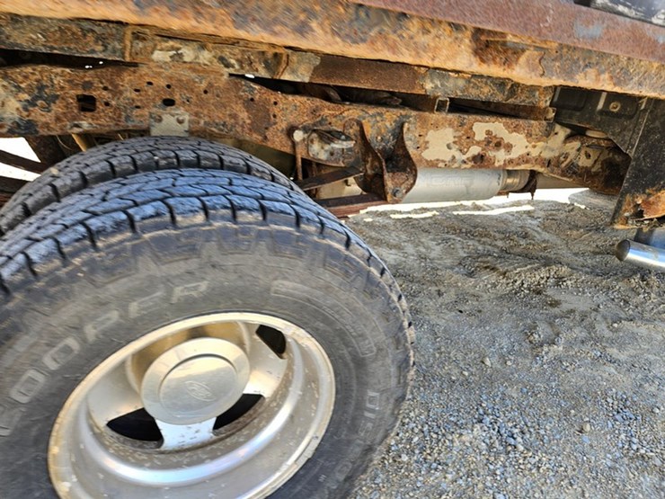 2003-ford-f350-image-25