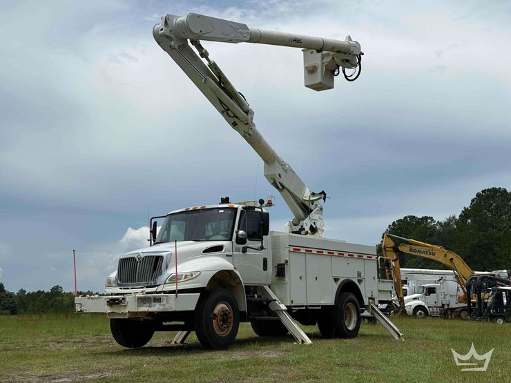 2009-international-durastar-4400-image-1
