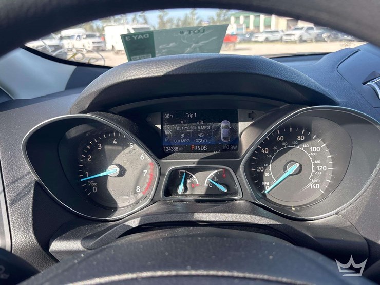 2017-ford-escape-image-14
