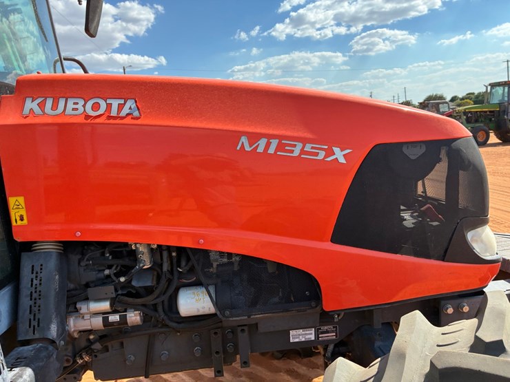 kubota-m135xdtc-image-8