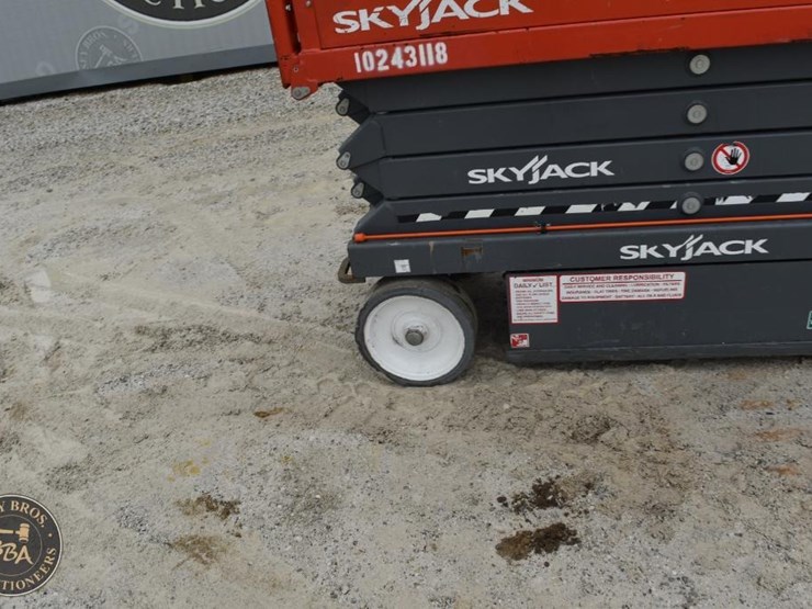 2018-skyjack-sjiii3226-image-12